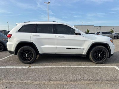 2021 Jeep Grand Cherokee Laredo E 4x2