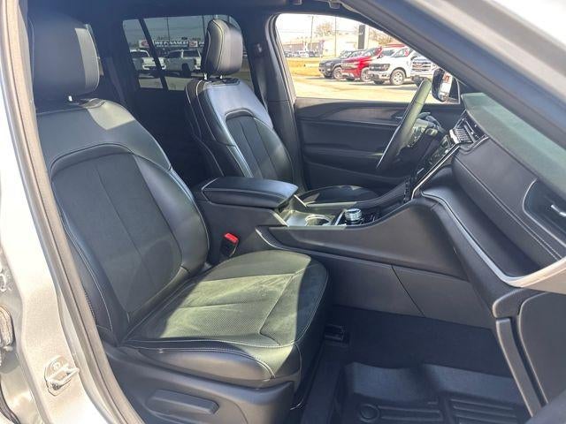 2025 Jeep Grand Cherokee Altitude 4x4