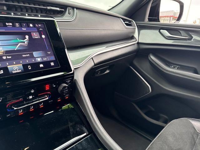 2022 Jeep Grand Cherokee L Altitude 4x2