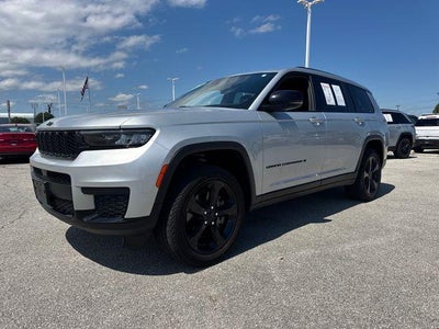 2023 Jeep Grand Cherokee L Altitude 4x4