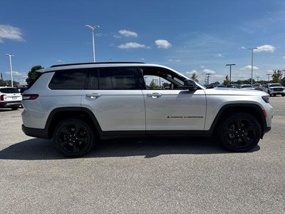 2023 Jeep Grand Cherokee L Altitude 4x4