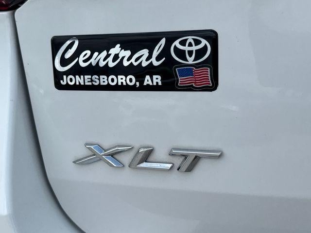 2022 Ford Explorer XLT RWD