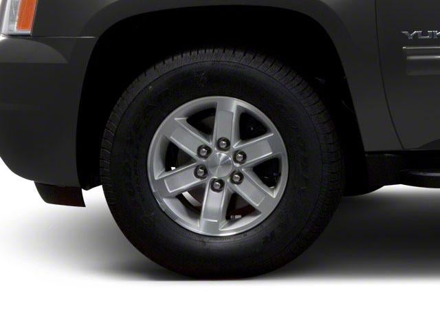 2013 GMC Yukon XL AWD 4dr 1500 Denali
