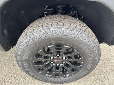 2026 GMC Canyon Crew Cab Short Box 2-Wheel Drive Elevation