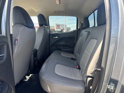 2022 GMC Canyon Crew Cab Short Box 4-Wheel Drive AT4 w/Leather