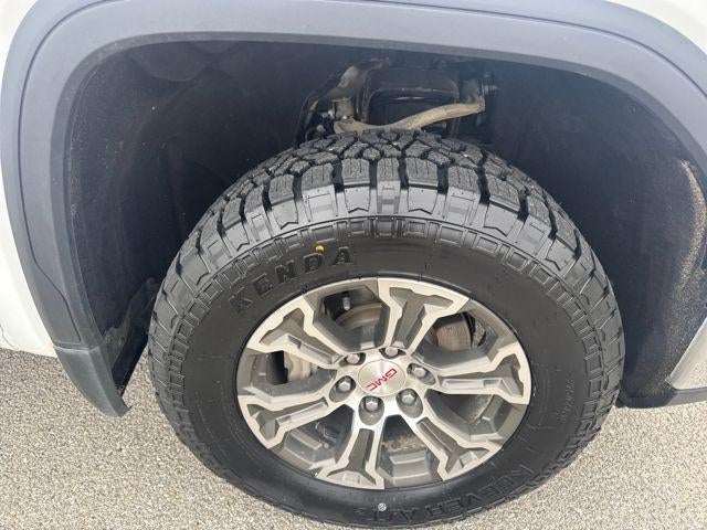 2023 GMC Sierra 1500 Crew Cab Short Box 4-Wheel Drive Pro