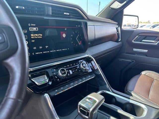2023 GMC Sierra 1500 Crew Cab Short Box 4-Wheel Drive Denali