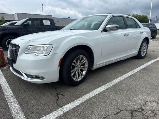 2016 Chrysler 300 4dr Sdn 300C RWD