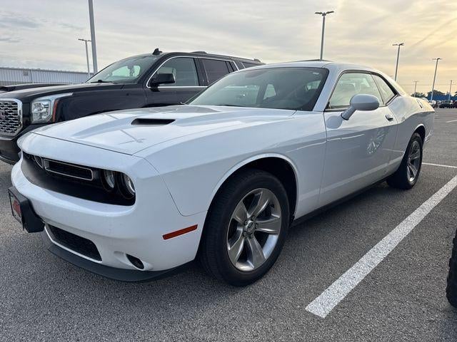 2019 Dodge Challenger SXT RWD
