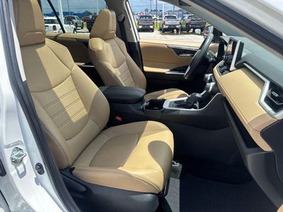 2023 Toyota RAV4 XLE Premium FWD (Natl)