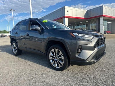 2022 Toyota RAV4 XLE Premium FWD (Natl)