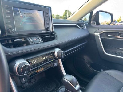 2022 Toyota RAV4 XLE Premium FWD (Natl)