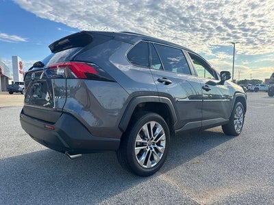 2022 Toyota RAV4 XLE Premium FWD (Natl)