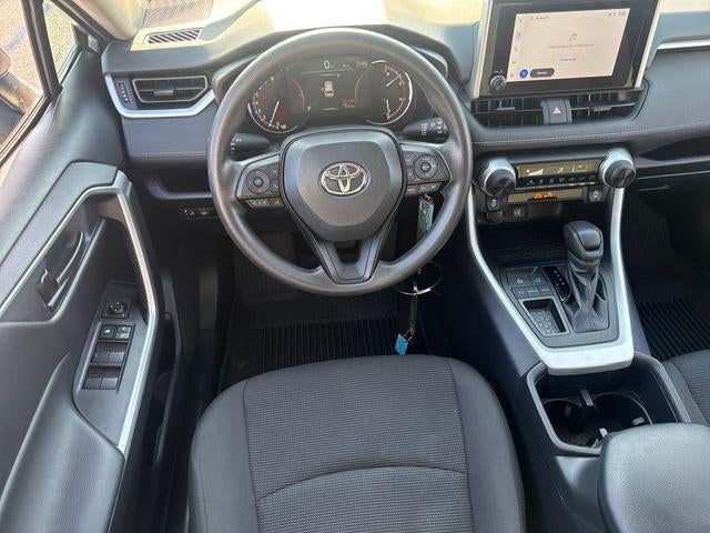 2024 Toyota RAV4 LE FWD (GS)