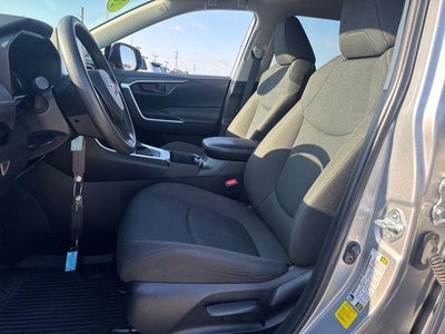 2024 Toyota RAV4 LE FWD (GS)