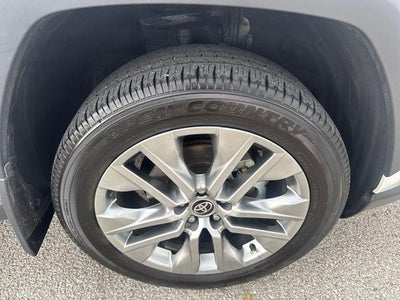 2024 Toyota RAV4 Limited AWD (GS)
