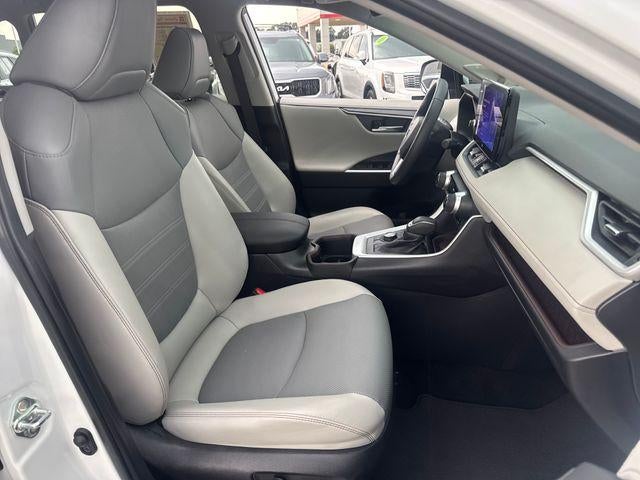 2024 Toyota RAV4 Limited AWD (GS)