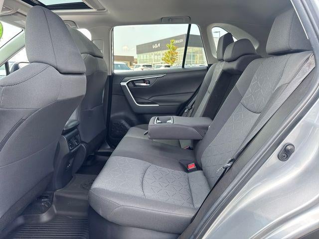 2021 Toyota RAV4 Hybrid XLE AWD (Natl)