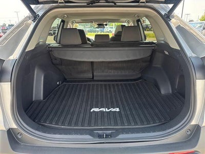 2021 Toyota RAV4 Hybrid XLE AWD (Natl)
