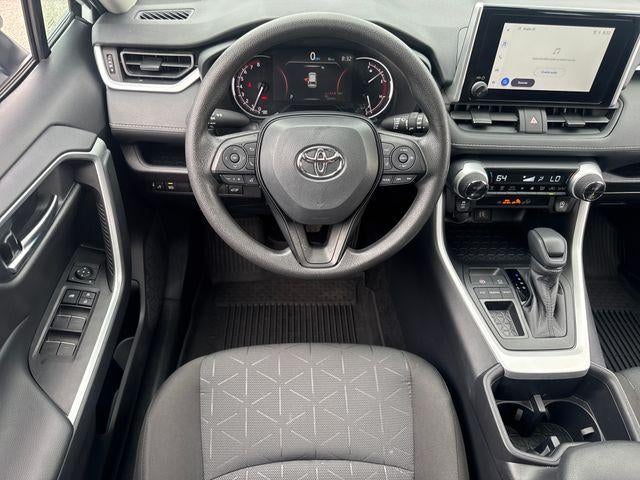 2025 Toyota RAV4 XLE FWD (GS)