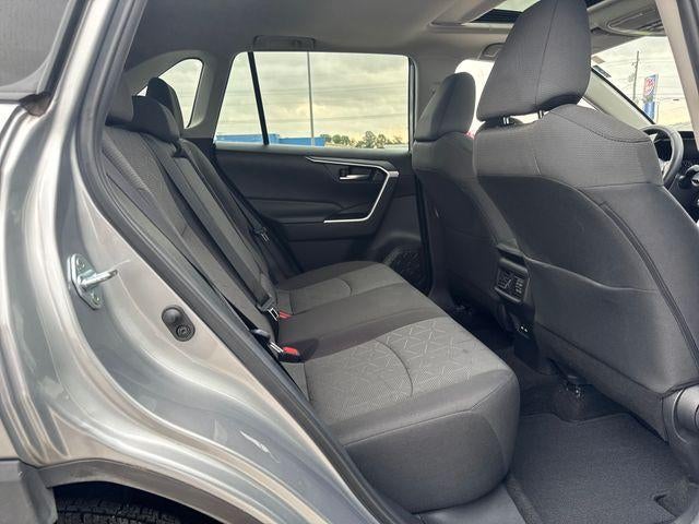 2021 Toyota RAV4 XLE FWD (GS)