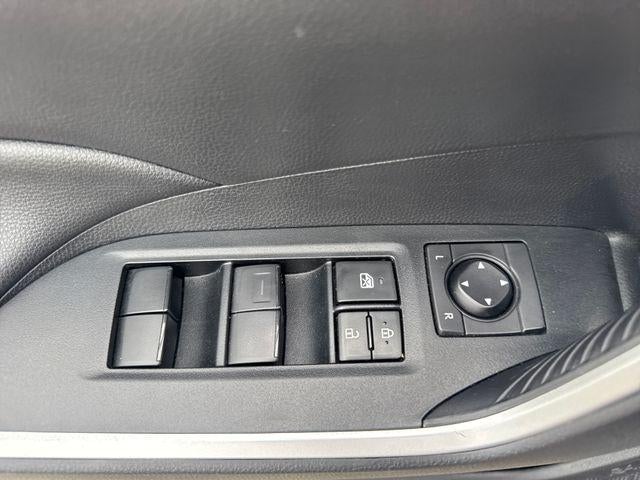 2021 Toyota RAV4 XLE FWD (GS)