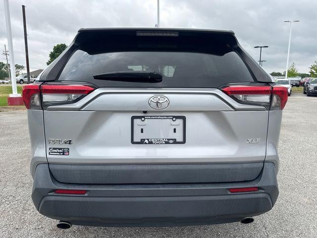 2021 Toyota RAV4 XLE FWD (GS)