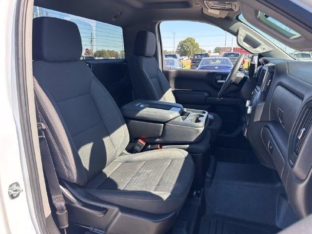 2025 GMC Sierra 1500 Regular Cab Standard Box 4-Wheel Drive Pro
