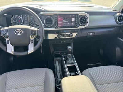 2022 Toyota Tacoma 2WD 2WD SR5 Double Cab 5' Bed V6 AT (GS)