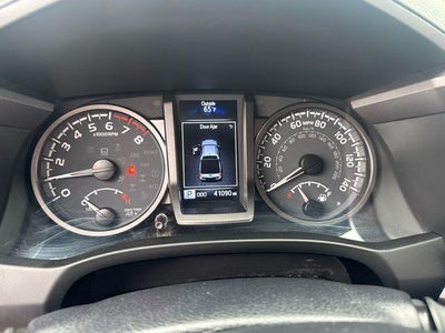 2023 Toyota Tacoma 4WD 4WD TRD Off Road Double Cab 5' Bed V6 AT (Natl)