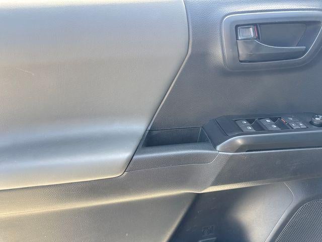 2023 Toyota Tacoma 4WD 4WD SR Double Cab 5' Bed V6 AT (GS)