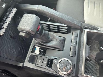 2025 Toyota Tacoma 4WD 4WD SR Double Cab 5' Bed MT (Natl)