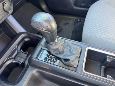 2023 Toyota Tacoma 4WD 4WD SR Double Cab 5' Bed V6 AT (GS)