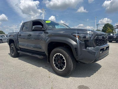 2024 Toyota Tacoma 4WD 4WD TRD Off Road Double Cab 5' Bed AT (Natl)
