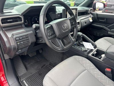 2026 Toyota Tacoma 4WD 4WD SR5 Double Cab 5' Bed AT (GS)