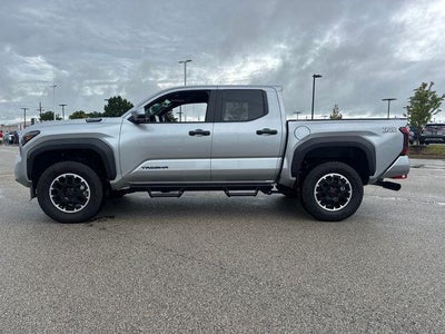 2026 Toyota Tacoma 4WD 4WD TRD Off Road Hybrid Double Cab 5' Bed AT (Natl)
