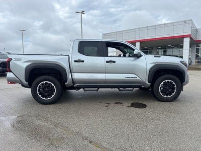 2026 Toyota Tacoma 4WD 4WD TRD Off Road Hybrid Double Cab 5' Bed AT (Natl)