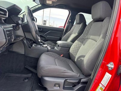 2026 Toyota Tacoma 4WD 4WD SR Double Cab 5' Bed AT (GS)