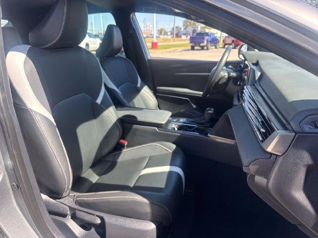 2025 Toyota Camry SE (SE)