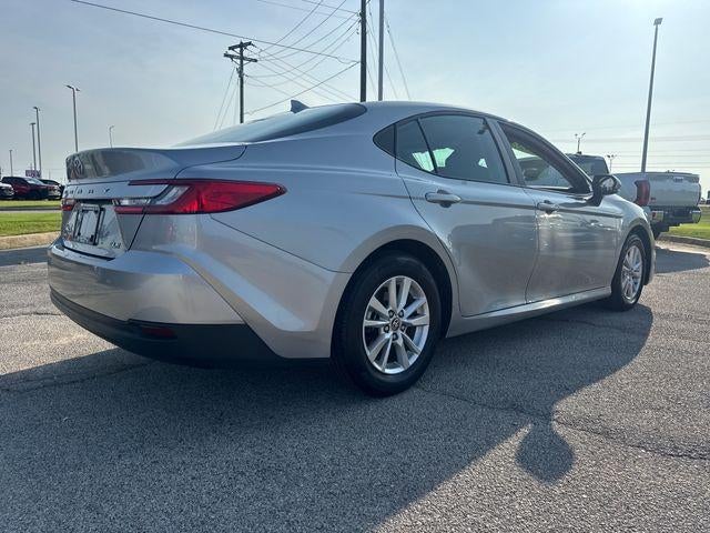 2025 Toyota Camry LE (SE)