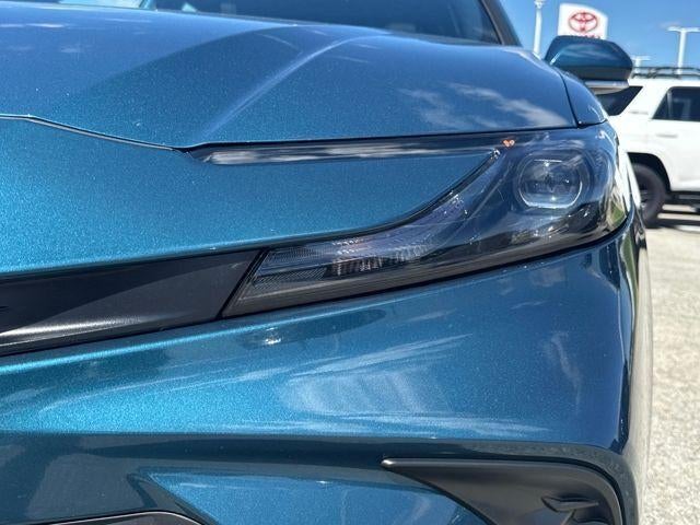 2025 Toyota Camry SE (SE)