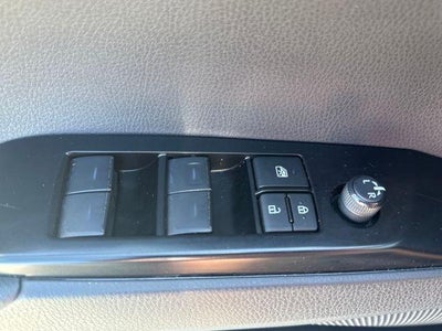 2025 Toyota Camry SE (SE)