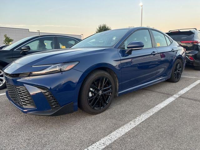 2025 Toyota Camry SE (SE)
