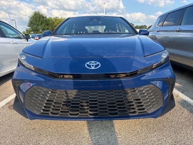 2025 Toyota Camry SE (SE)