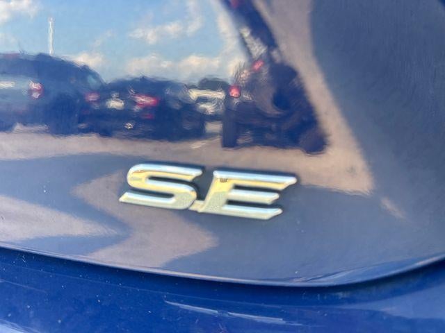 2025 Toyota Camry SE (SE)