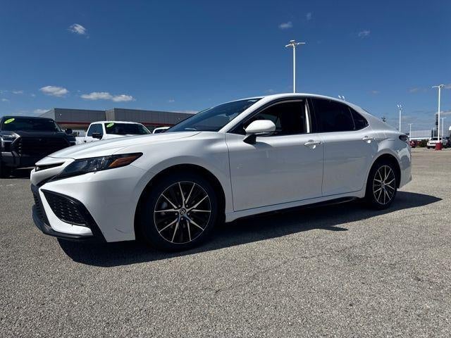 2023 Toyota Camry SE Auto (SE)