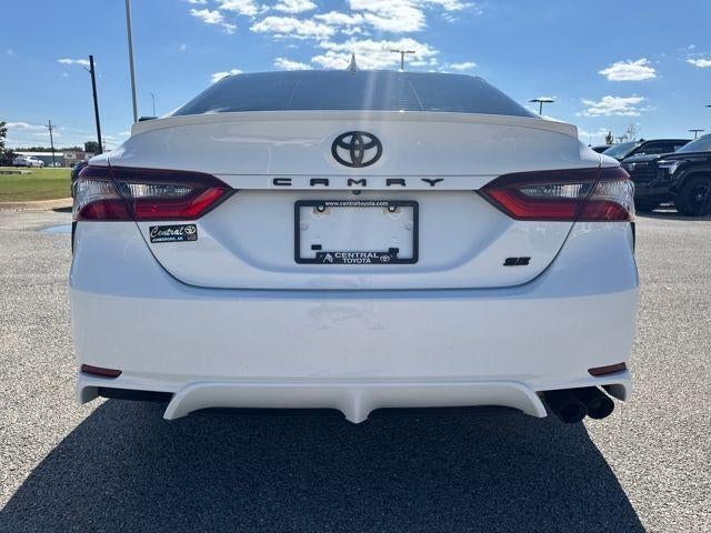 2023 Toyota Camry SE Auto (SE)