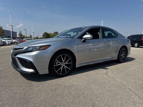 2023 Toyota Camry SE Auto (SE)