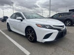 2020 Toyota Camry SE Auto (SE)