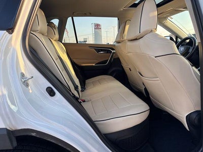 2023 Toyota RAV4 Hybrid XLE AWD (Natl)